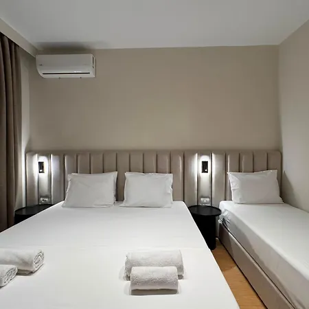 Nest 招待所 *