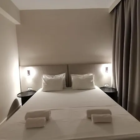 招待所 Nest *